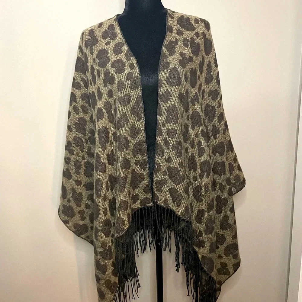 Animal Print Neutral‎ Colored Blanket Shawl Shrug with Fringe